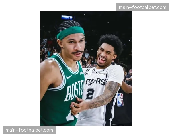 凯尔特人与双向球员小罗恩·哈珀签两年新合同，可出战季后赛